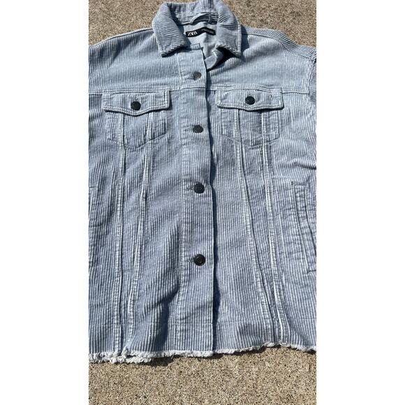 Zara Jacket Women Size XS Light Blue Corduroy Long Sleeve Button Down Raw Hem - Picture 2 of 6